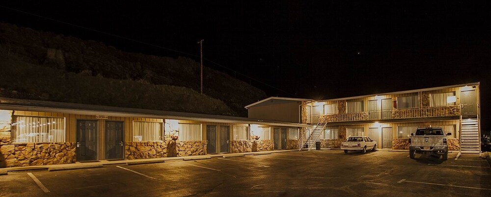 Hotel Front - Evening/Night
