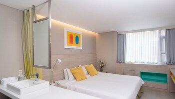 Guestroom