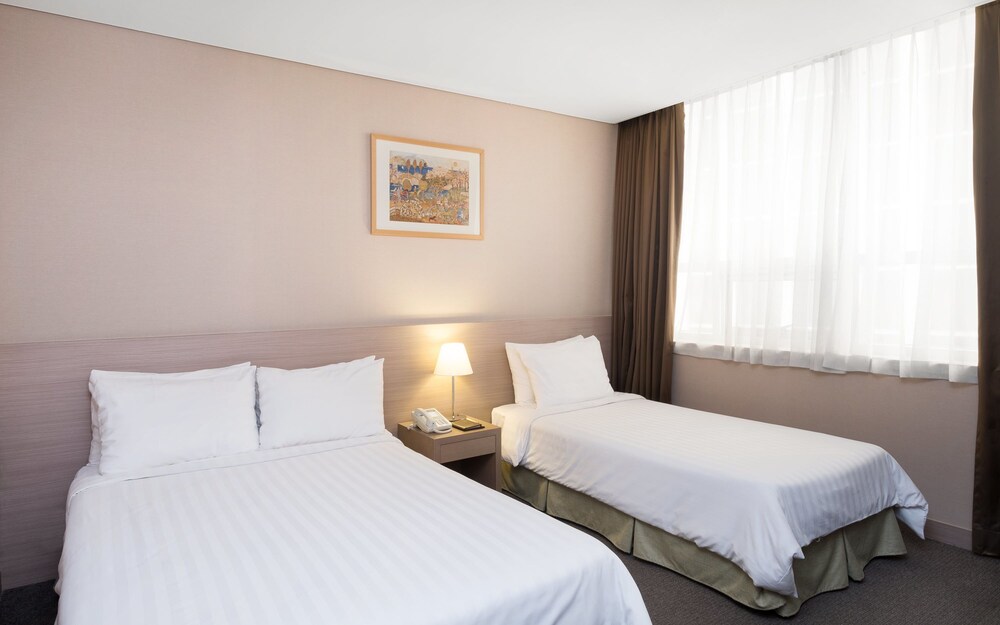 Guestroom
