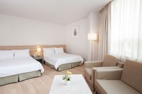 Deluxe Room, 2 Double Beds, Non Smoking