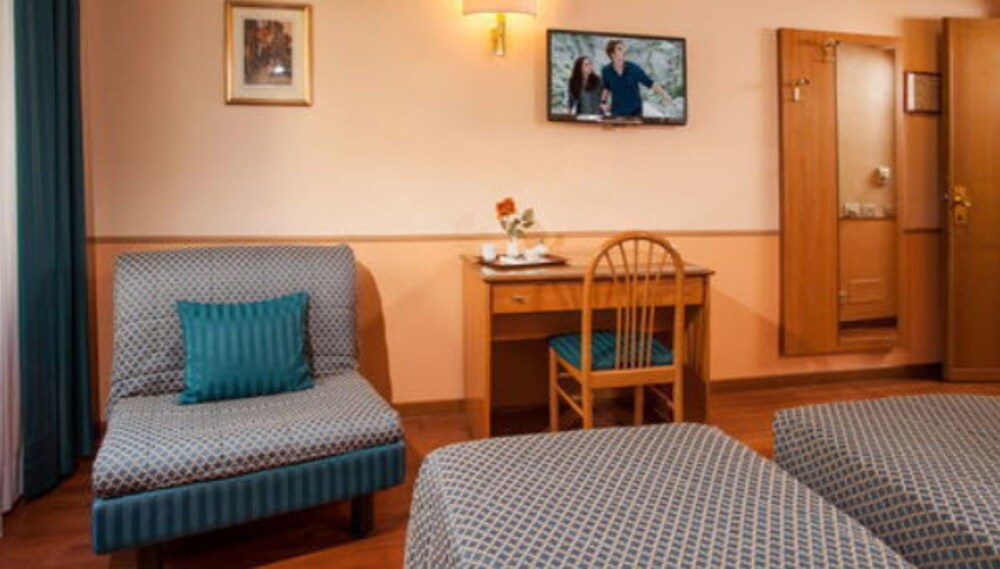 Guestroom
