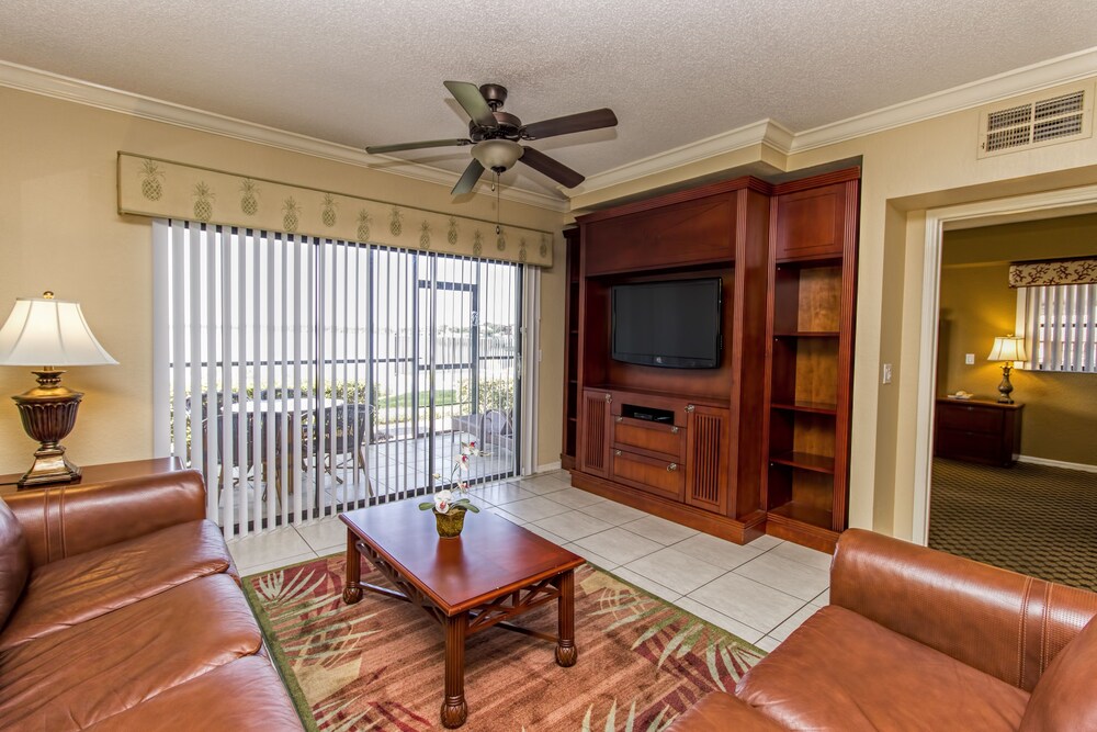 Living room, Westgate Lakes Resort & Spa Universal Studios Area