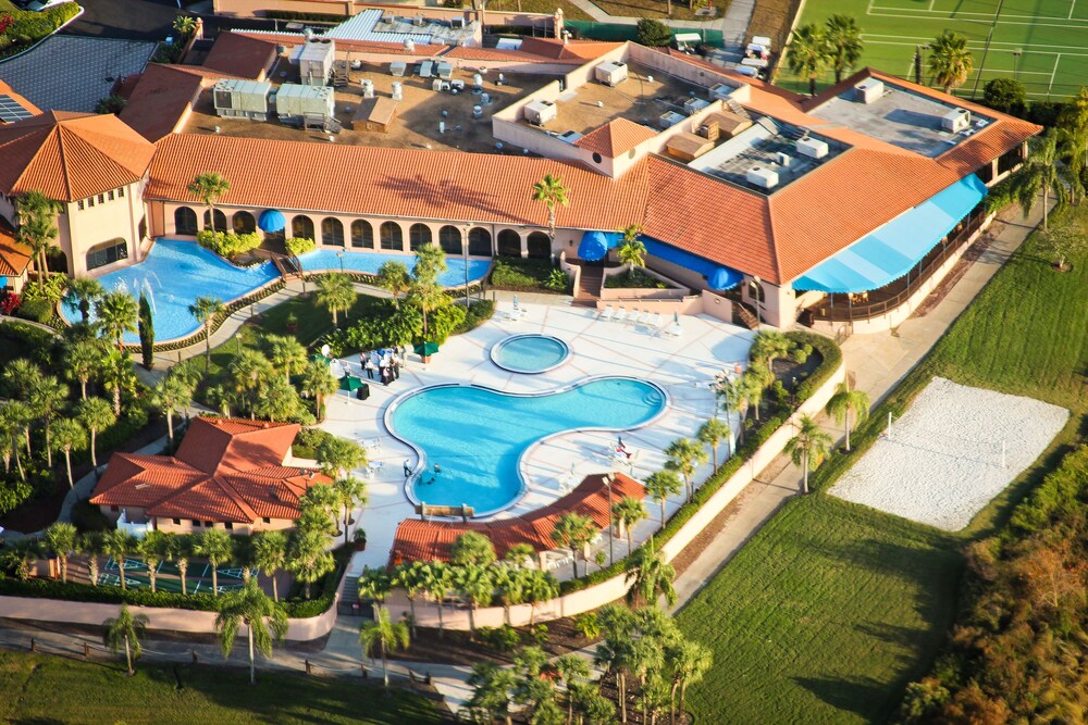 Aerial view, Westgate Lakes Resort & Spa Universal Studios Area