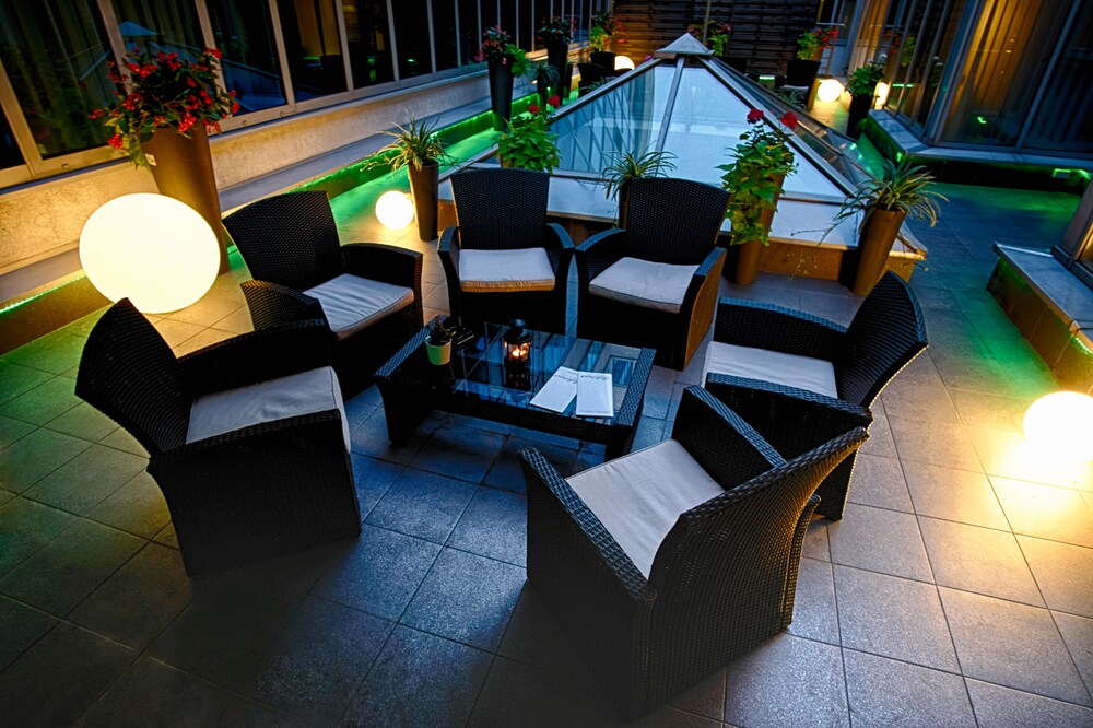Hotel Bar