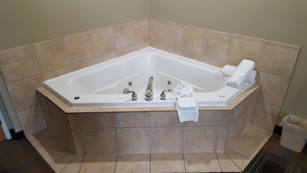 Jetted Tub
