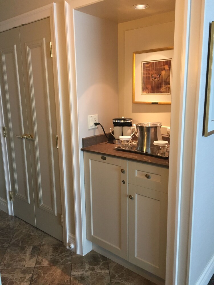 In-Room Kitchenette