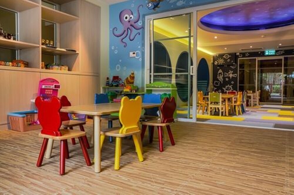 Childrens Play Area - Outdoor