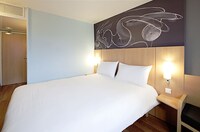 Standard Room, 2 Twin Beds