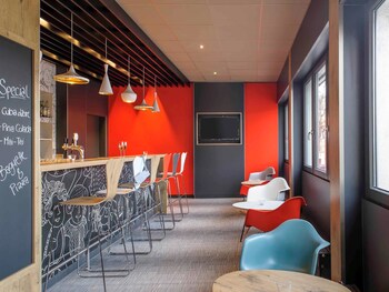 Hotel Bar