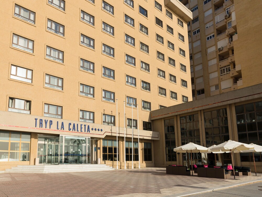 Fachada del hotel