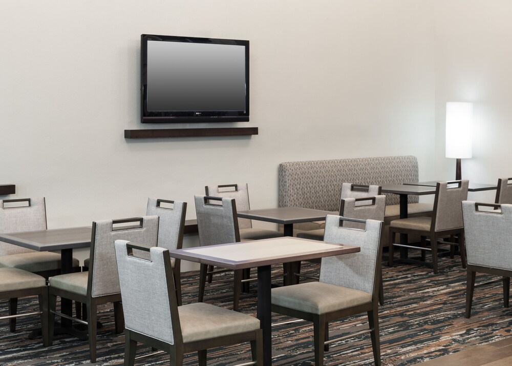 Food Court