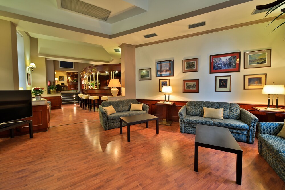Hotel Bar