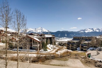 Guestroom View