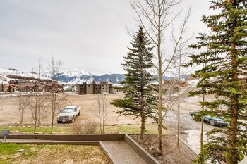 Guestroom View