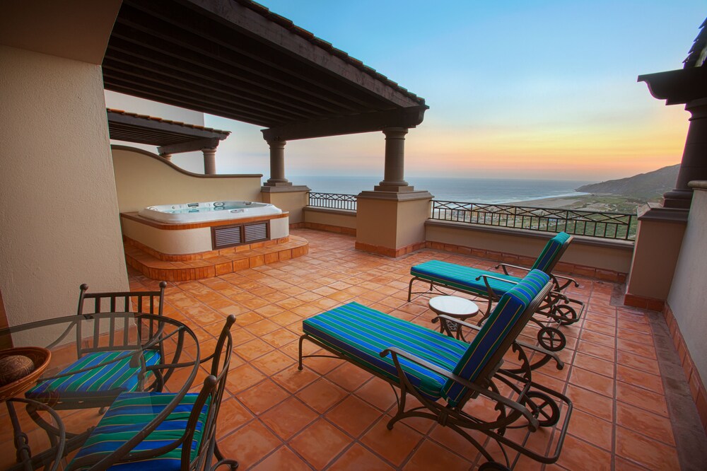 Jetted tub, Pueblo Bonito Sunset Beach Golf & Spa Resort - All Inclusive