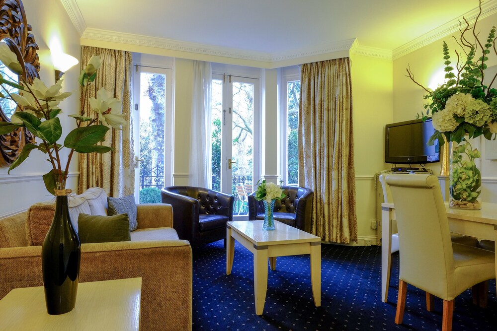 Standard Apartment, 2 Bedrooms, 2 Bathrooms - Guestroom