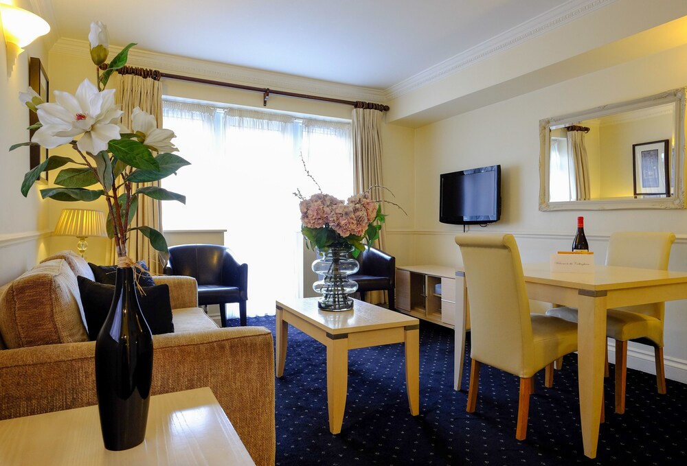 Standard Apartment, 2 Bedrooms - Guestroom