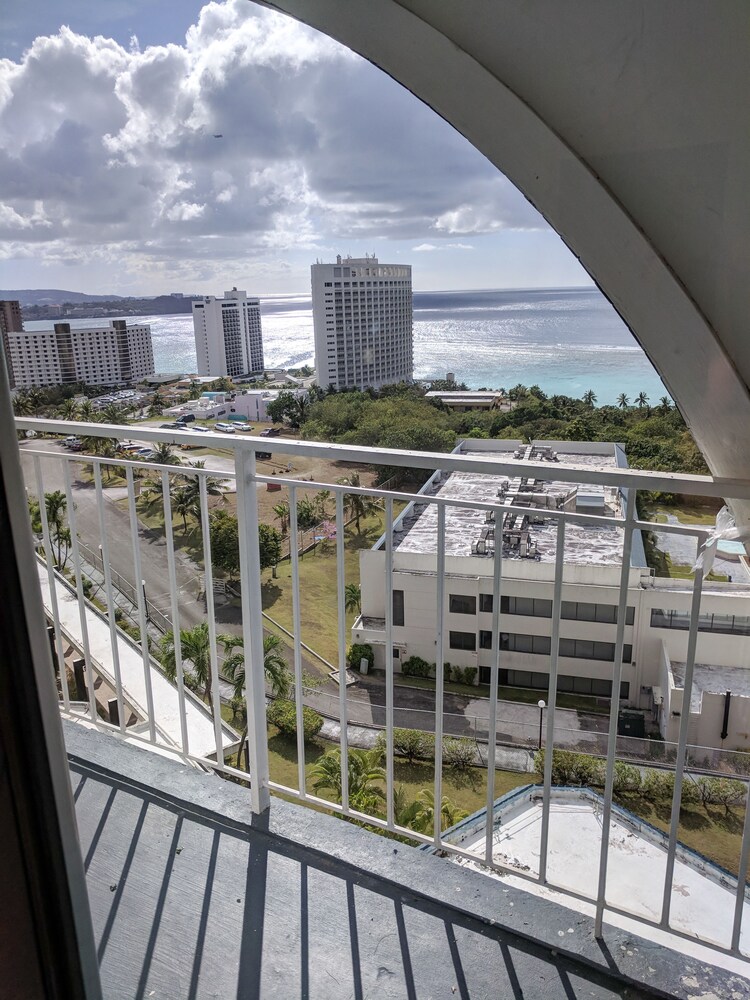 Guestroom View