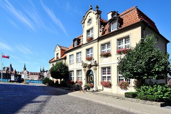 Hotel Front