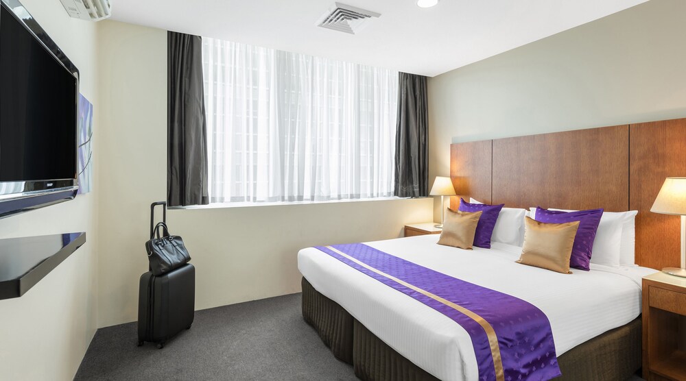 Two Bedroom Apartment - Guestroom