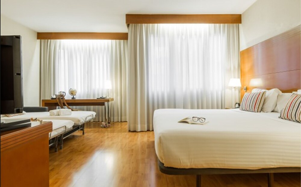 Apartment (Quadruple) - Guestroom