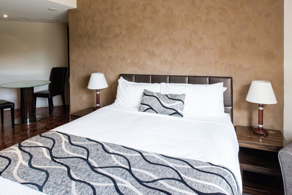 Studio Suite - Guestroom View
