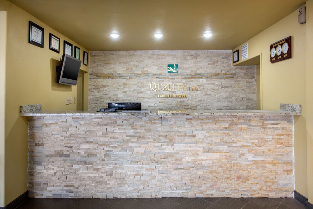 Check-in/Check-out Kiosk