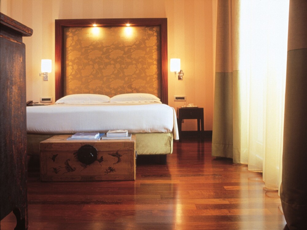 In-Room Business Center