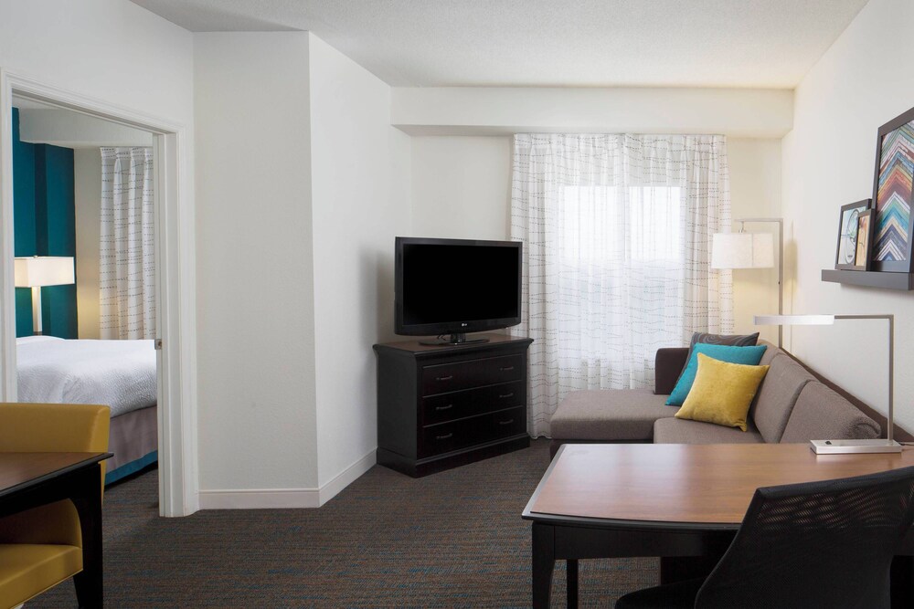 Guestroom View