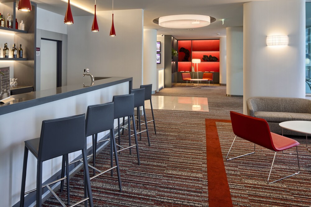 Hotel Lounge