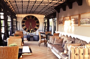 Hotel Bar