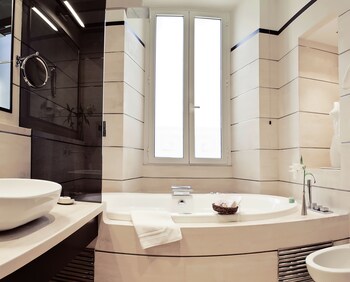 Jetted Tub