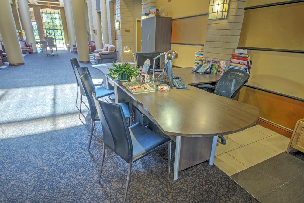 Concierge Desk