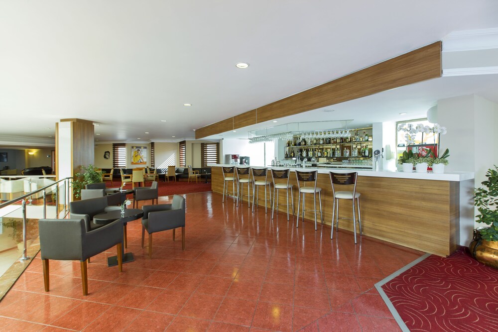 Hotel Bar