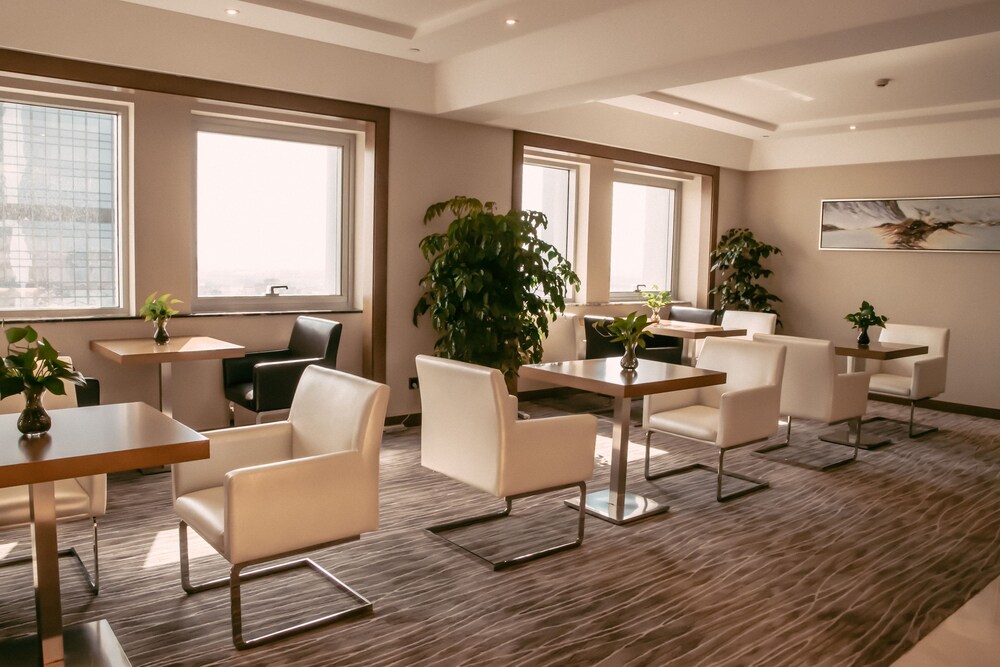 Executive Lounge
