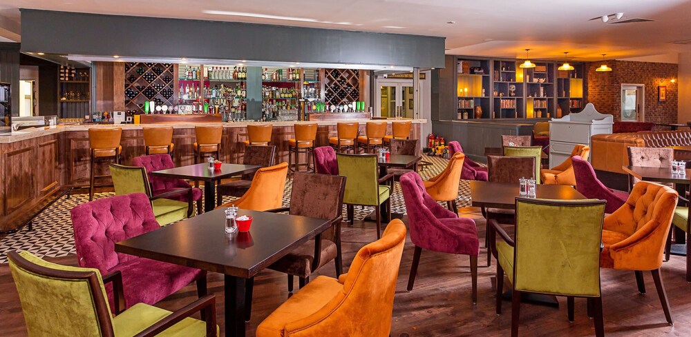 Hotel Bar