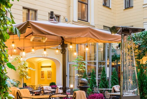 Helvetia Hotel