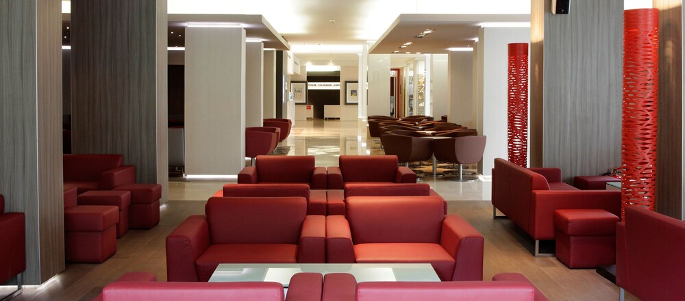 Hotel Lounge