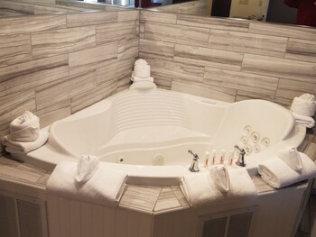 Jetted Tub