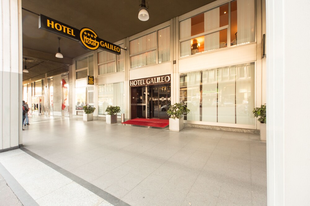Hotel Front - Evening/Night