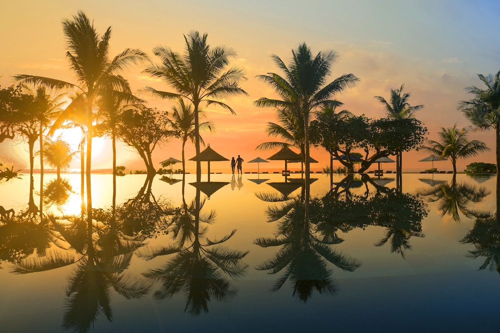 Infinity Pool