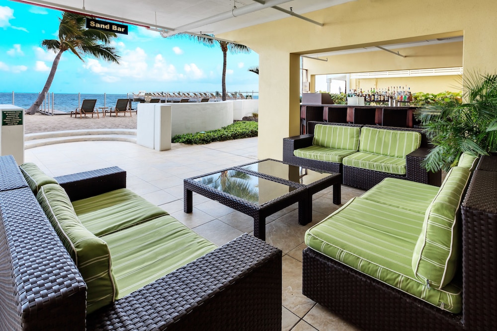 Hotel Bar