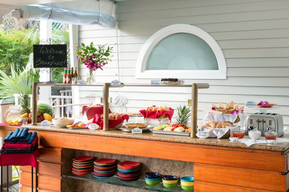 Breakfast area, Southernmost Beach Resort