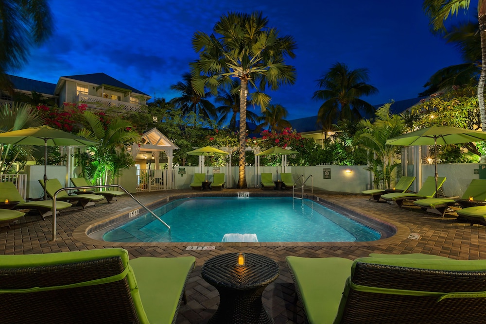 Outdoor pool, Southernmost Beach Resort