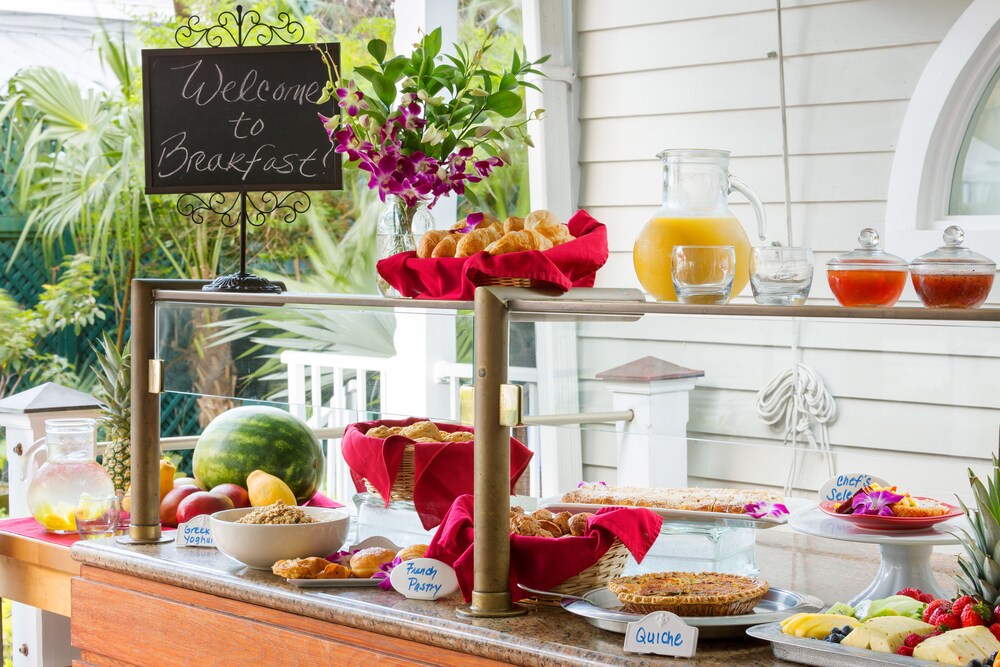 Breakfast area, Southernmost Beach Resort