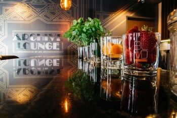 Hotel Lounge