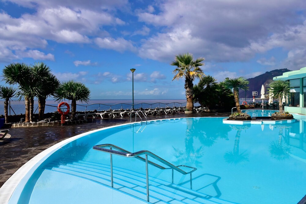 Exercise/Lap Pool