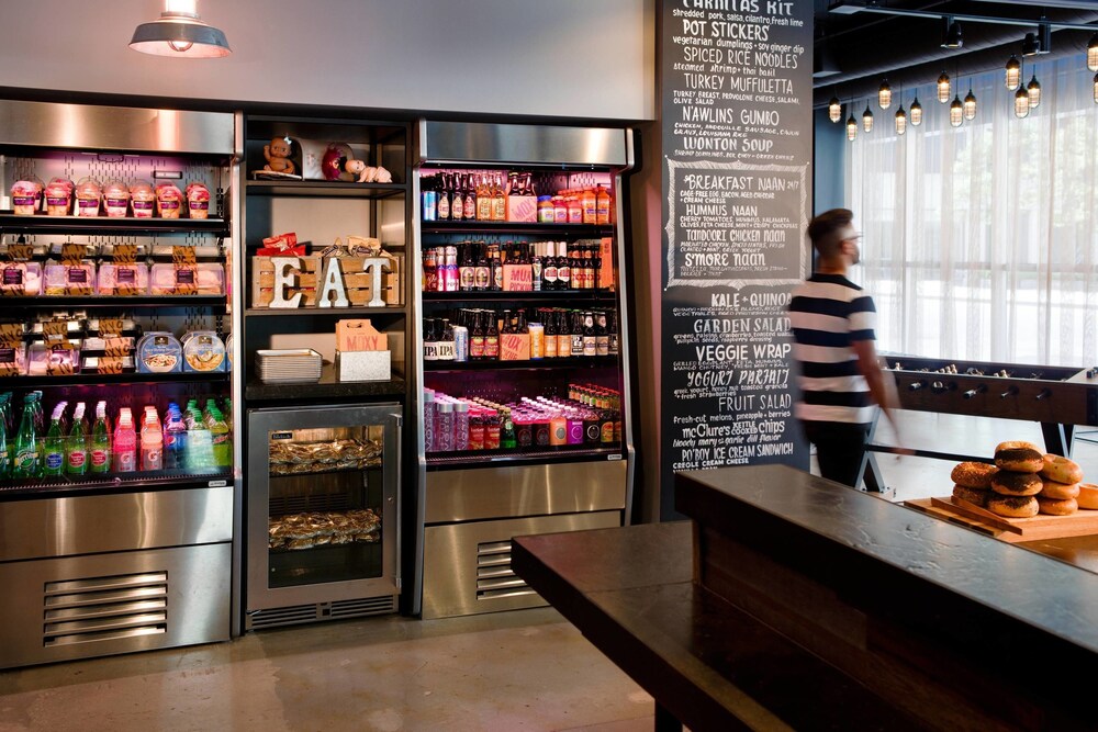 Snack Bar