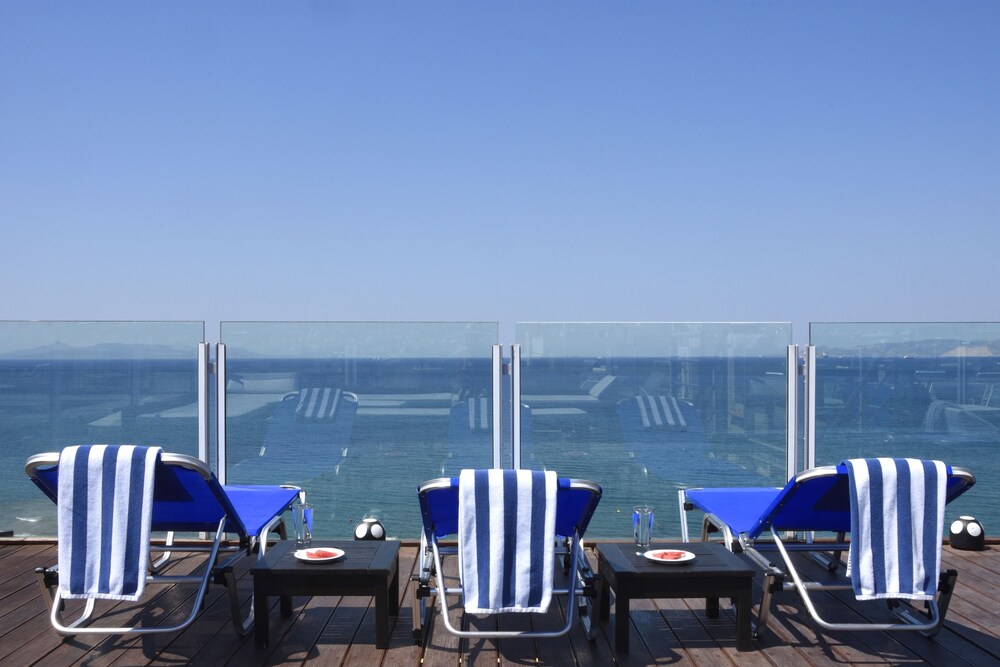 Rooftop Pool