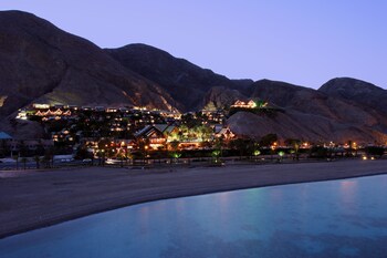 Beach/Ocean View